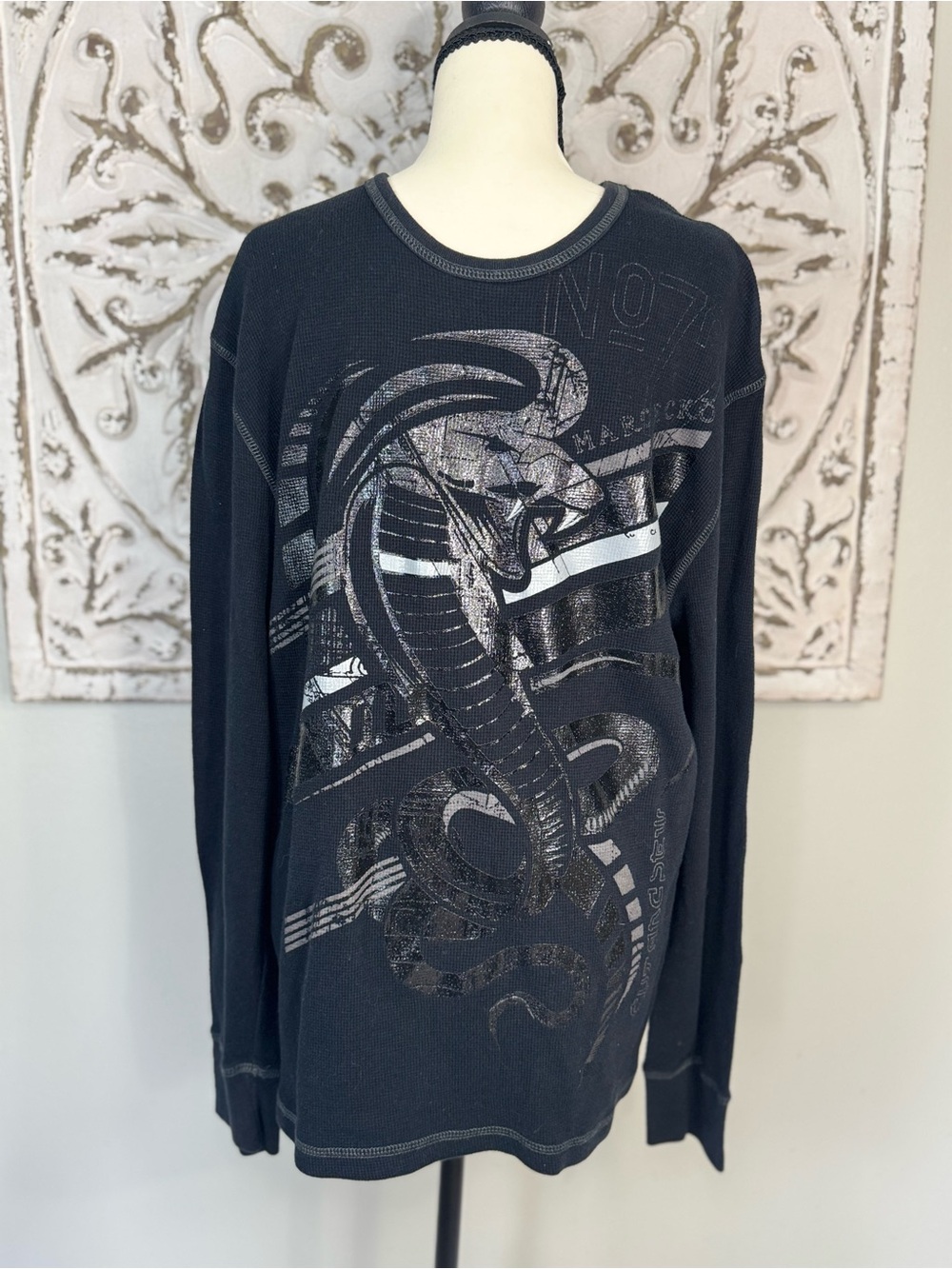 Marc Ecko XL Black Waffle Thermal Shirt Graphic Long Sleeve 100% Cotton Y2K